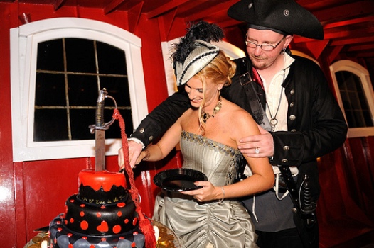 Пиратская свадьба на корабле